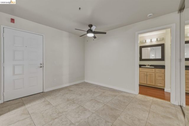 6400 Christie Ave 4120, Emeryville, CA 94608