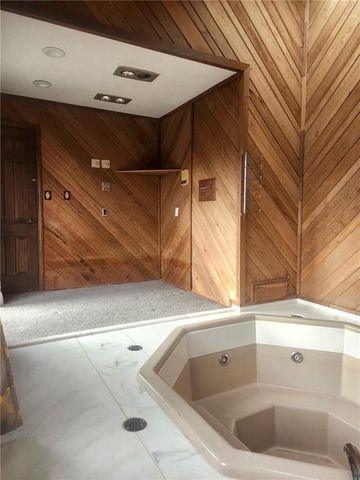 717 S 53rd Street, Kansas City, KS 66106