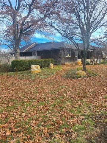 717 S 53rd Street, Kansas City, KS 66106