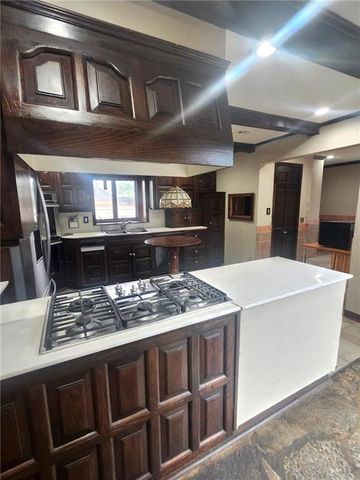 717 S 53rd Street, Kansas City, KS 66106