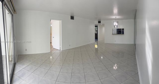 12600 SW 5th Ct 208L, Pembroke Pines, FL 33027