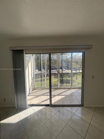 12600 SW 5th Ct 208L, Pembroke Pines, FL 33027