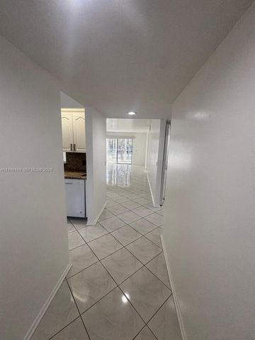 12600 SW 5th Ct 208L, Pembroke Pines, FL 33027