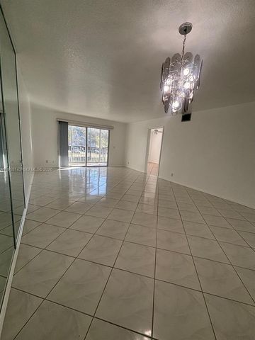 12600 SW 5th Ct 208L, Pembroke Pines, FL 33027