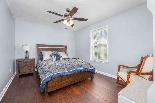 311 Orchard Park Dr, White House, TN 37188