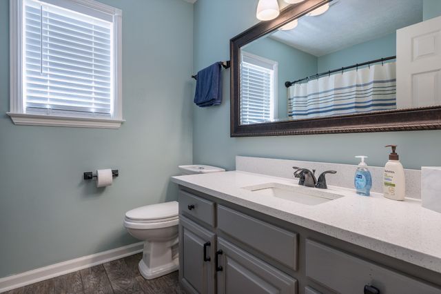 311 Orchard Park Dr, White House, TN 37188