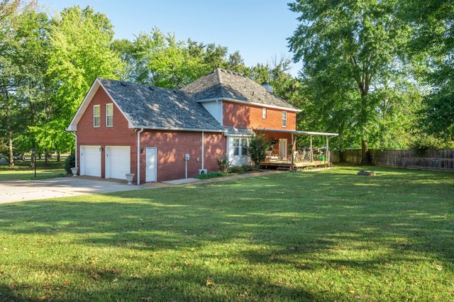 311 Orchard Park Dr, White House, TN 37188