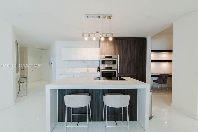 851 NE 1st Avenue 2303, Miami, FL 33132
