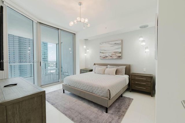 851 NE 1st Avenue 2303, Miami, FL 33132