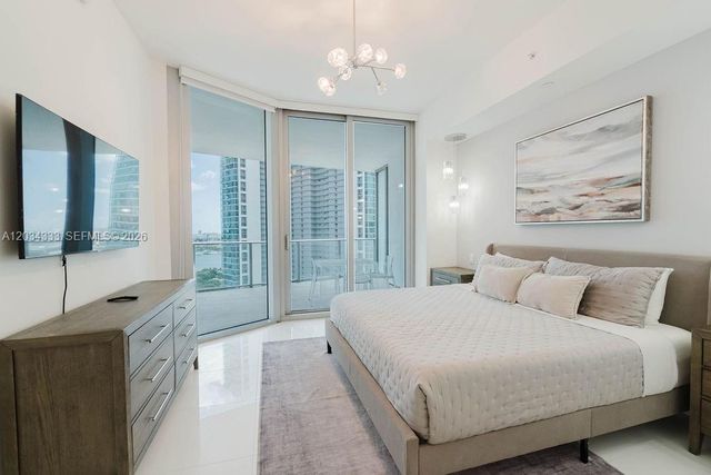 851 NE 1st Avenue 2303, Miami, FL 33132