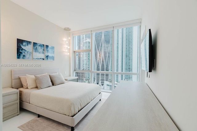 851 NE 1st Avenue 2303, Miami, FL 33132