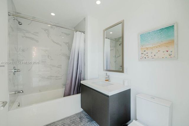 851 NE 1st Avenue 2303, Miami, FL 33132