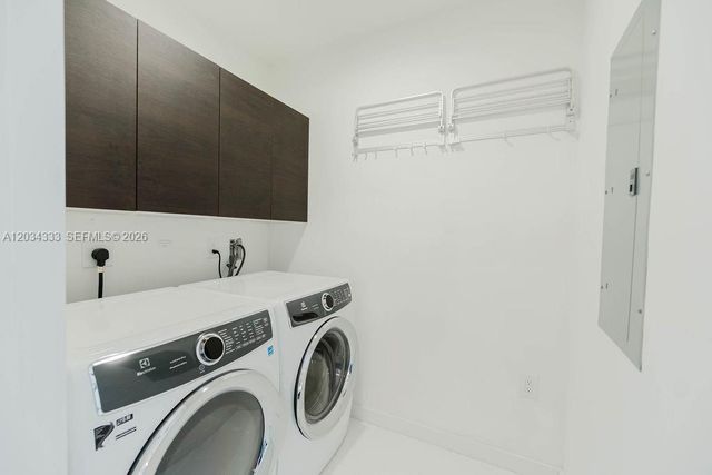 851 NE 1st Avenue 2303, Miami, FL 33132