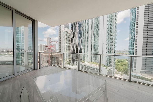 851 NE 1st Avenue 2303, Miami, FL 33132
