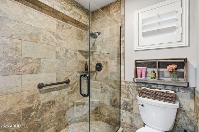 8232 E NIDO Avenue, Mesa, AZ 85209