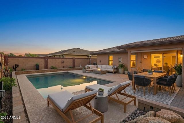 8232 E NIDO Avenue, Mesa, AZ 85209