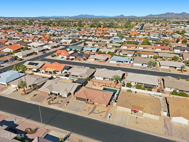 8232 E NIDO Avenue, Mesa, AZ 85209