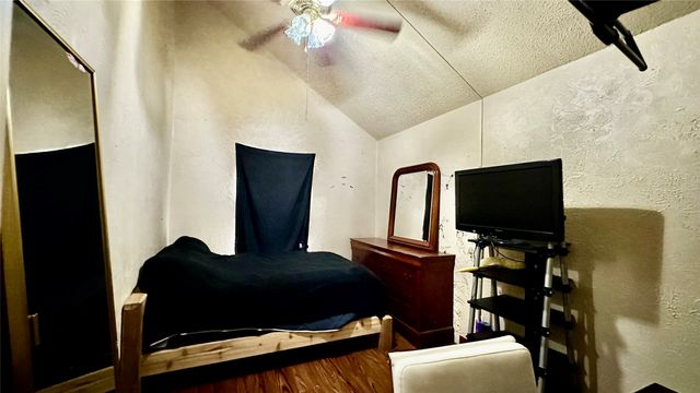 924 S Old Orchard Lane, Lewisville, TX 75067