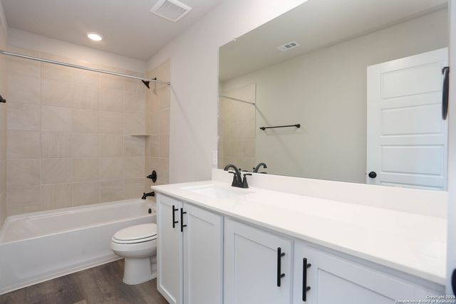 11925 Vista Harbor, Live Oak, TX 78233