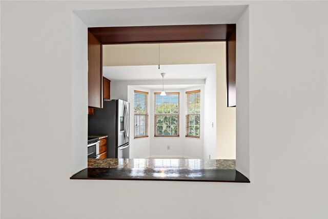 1915 Westminster Circle 17-5, Vero Beach, FL 32966