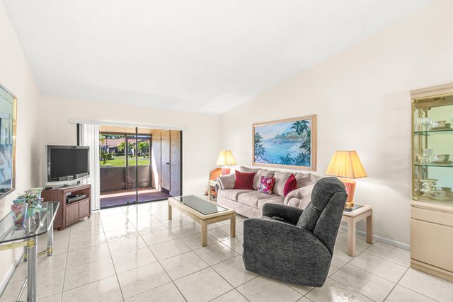 704 Sunny Pine Way C, Greenacres, FL 33415