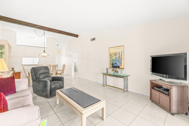 704 Sunny Pine Way C, Greenacres, FL 33415