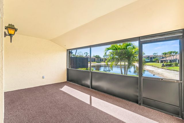 704 Sunny Pine Way C, Greenacres, FL 33415