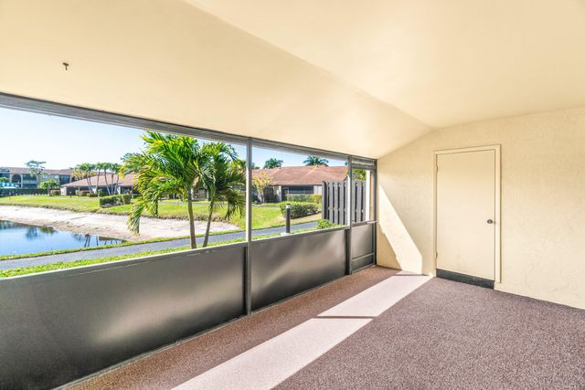 704 Sunny Pine Way C, Greenacres, FL 33415