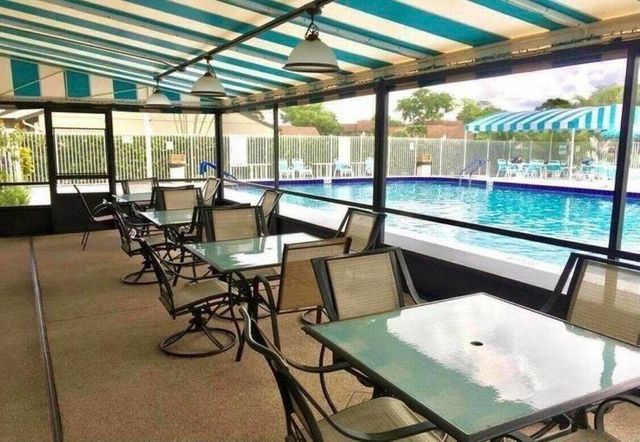 704 Sunny Pine Way C, Greenacres, FL 33415