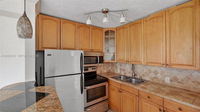 48 Mansfield B 48, Boca Raton, FL 33434