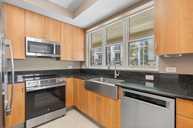 2617 NE 14th Avenue 109, Wilton Manors, FL 33334