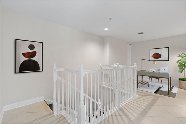 2617 NE 14th Avenue 109, Wilton Manors, FL 33334