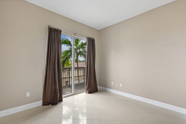 2617 NE 14th Avenue 109, Wilton Manors, FL 33334