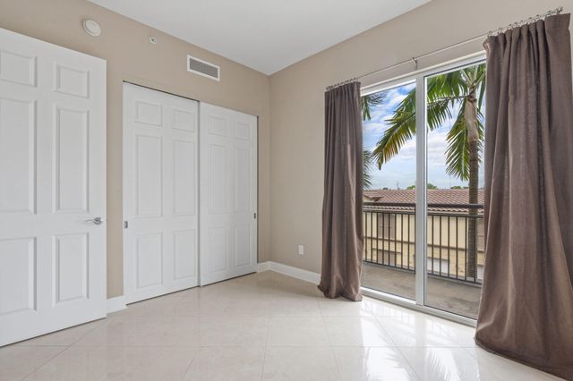 2617 NE 14th Avenue 109, Wilton Manors, FL 33334