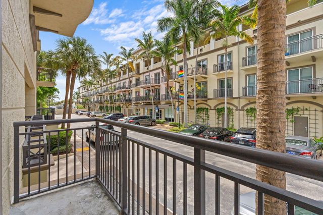 2617 NE 14th Avenue 109, Wilton Manors, FL 33334