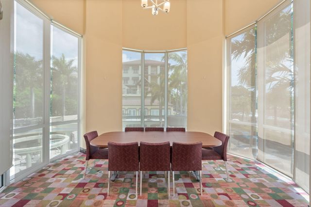 2617 NE 14th Avenue 109, Wilton Manors, FL 33334