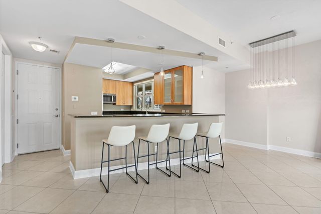 2617 NE 14th Avenue 109, Wilton Manors, FL 33334