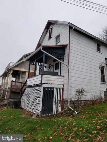 1320 CAMERON AVE, Tyrone, PA 16686