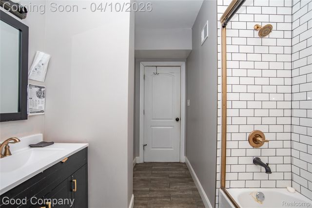 30 Lawrence Street, Detroit, MI 48202