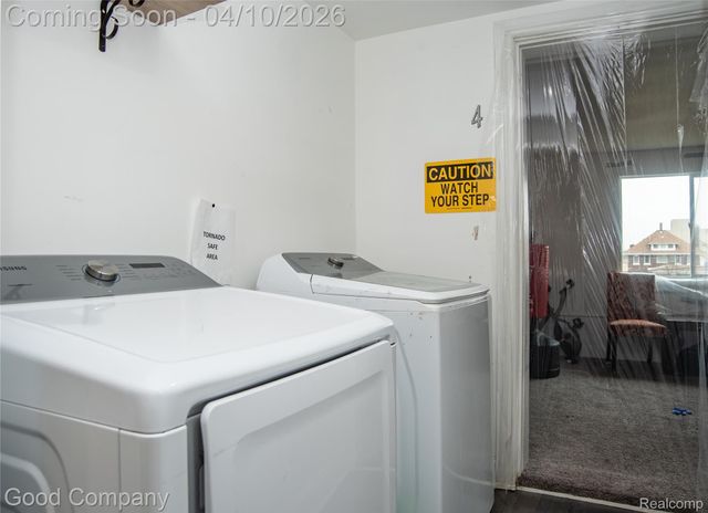 30 Lawrence Street, Detroit, MI 48202