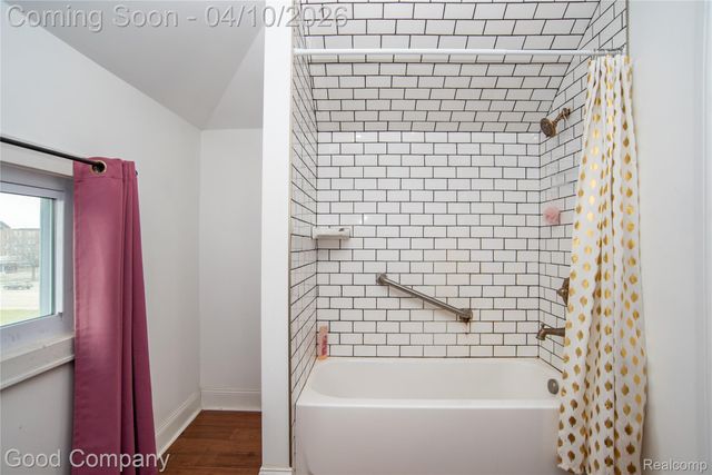 30 Lawrence Street, Detroit, MI 48202