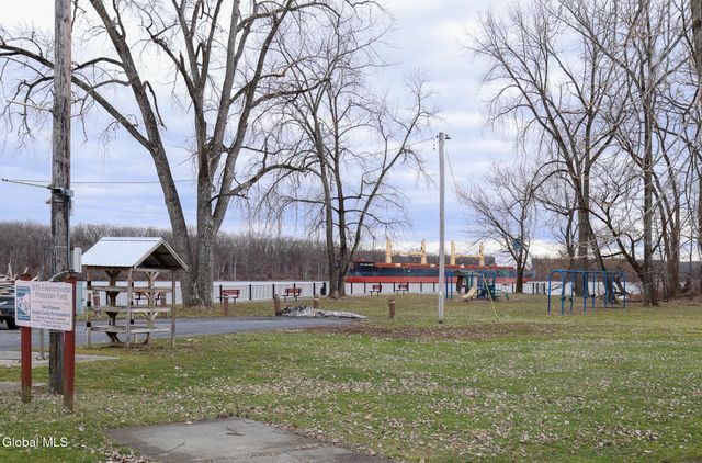 13 Second Street, Coeymans, NY 12045