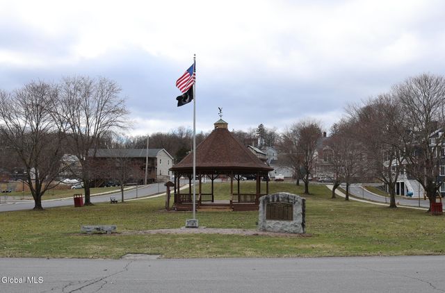 13 Second Street, Coeymans, NY 12045