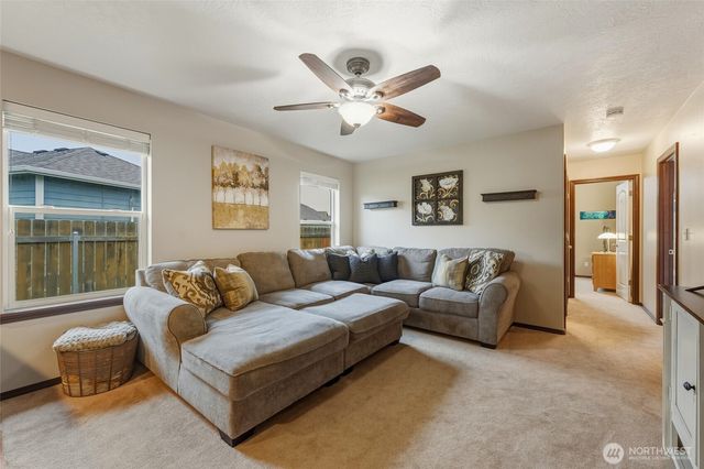 221 Chapelwood Avenue, Walla Walla, WA 99362