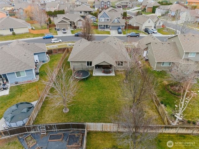 221 Chapelwood Avenue, Walla Walla, WA 99362