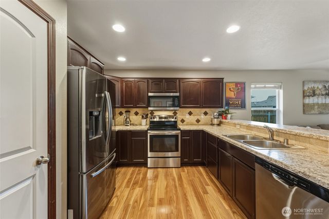 221 Chapelwood Avenue, Walla Walla, WA 99362