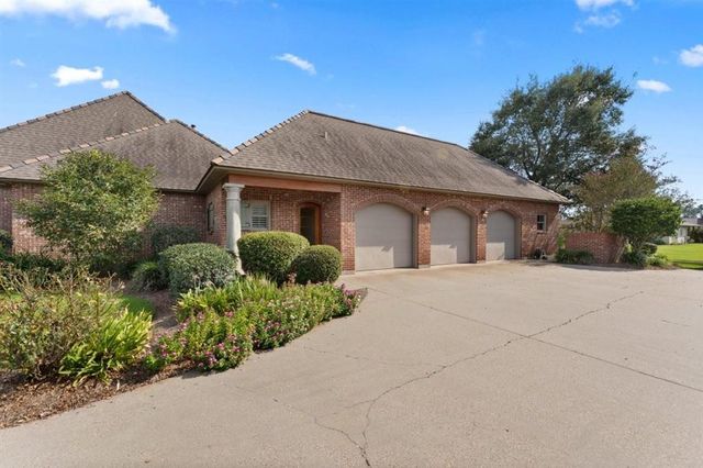 5930 Blue Sage Road, Lake Charles, LA 70605