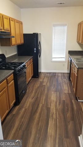 4840 Hairston Parc Square, Stone Mountain, GA 30083