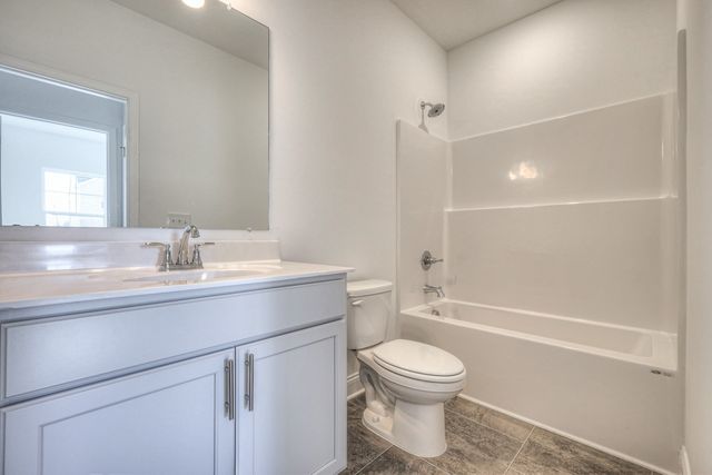 3296 Ventura Ave, White House, TN 37188