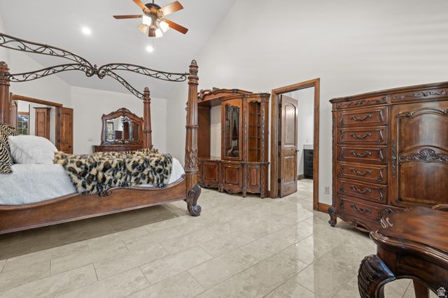 10637 S CRESCENT BEND DR, Sandy, UT 84070